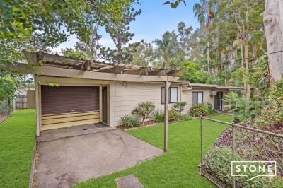 Woodridge 30 Pamela Crescent