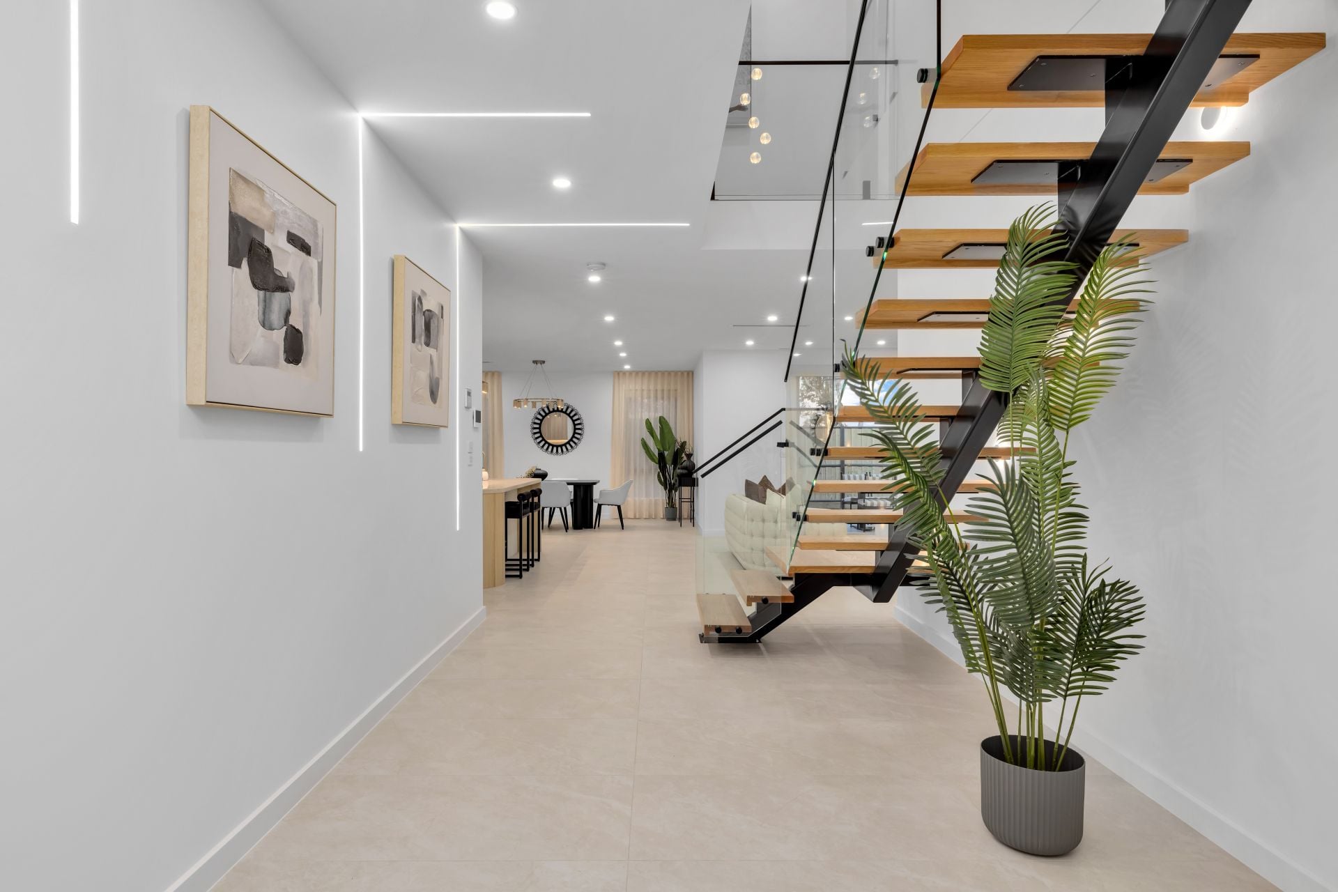 23 Bar Street, Box Hill - Thumbnail 2
