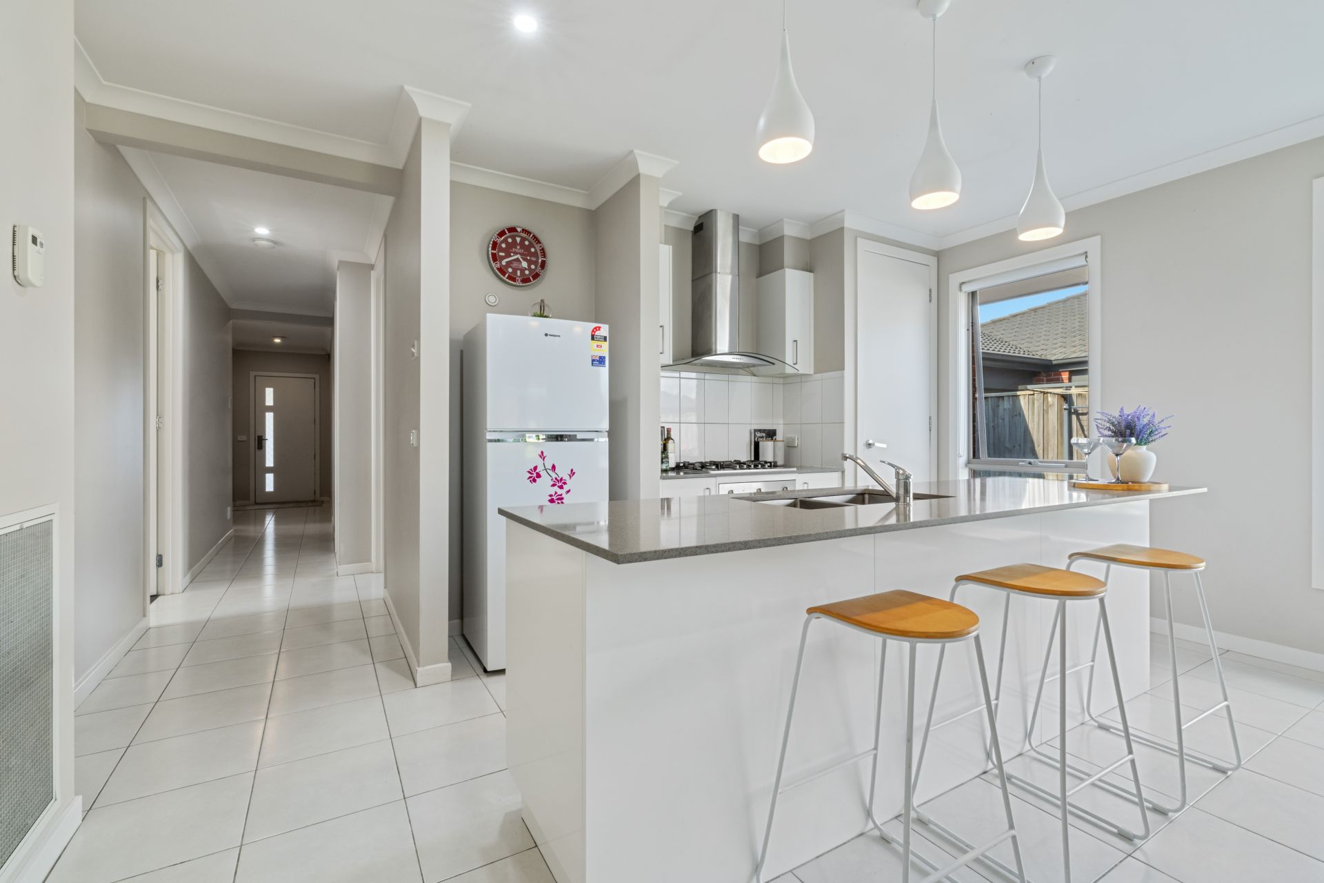 Spacious Family Home on Approx. 520m² with High Ceilings & Expansive Western Garden