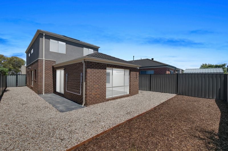 16 Villandry Street, Roxburgh Park