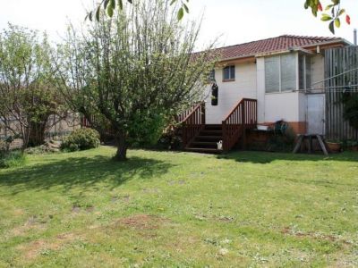 3
 
 
 
  
 
 
 1
 
 
 
  
 
 
 2
 
 
 
 
 
 
 
 32 Chichester Drive, DEVONPORT TAS 7310, Devonport - Thumbnail 4