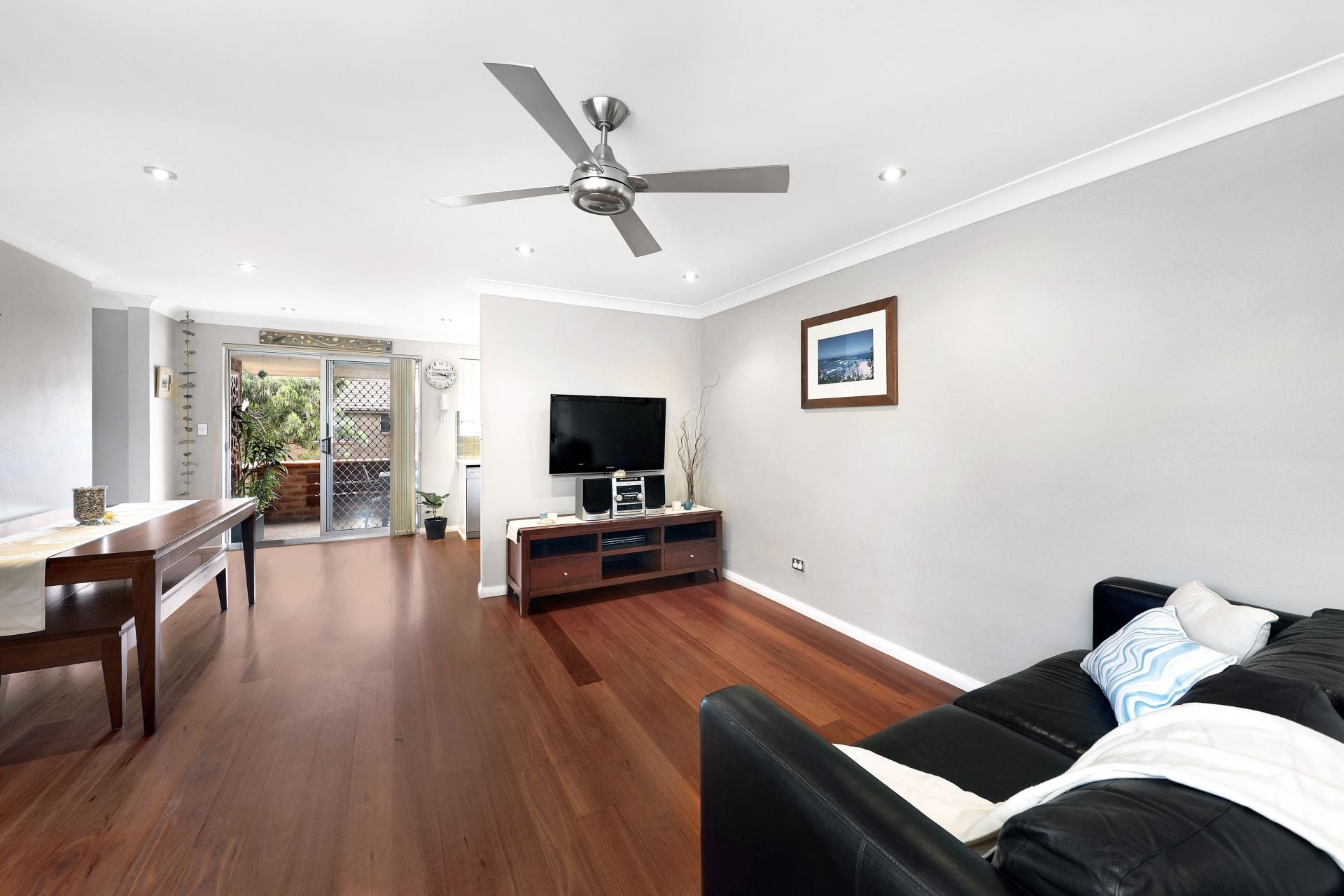 24/19-21 Miranda Road, Miranda, Miranda - Thumbnail 2