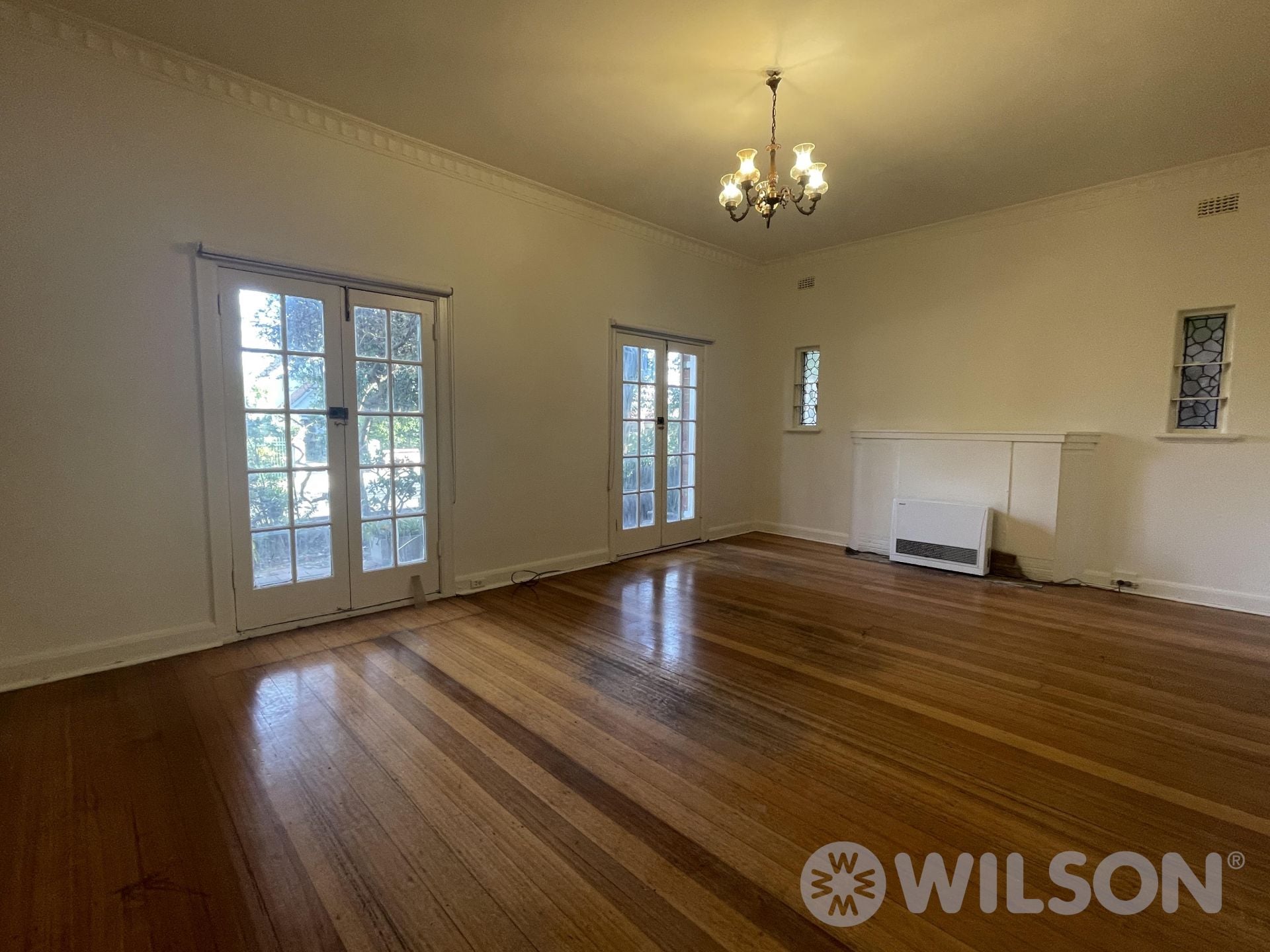 8 Chaddesley Avenue ST KILDA EAST VIC, St Kilda East - Thumbnail 2