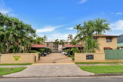 Manoora 8/5 Grantala Street