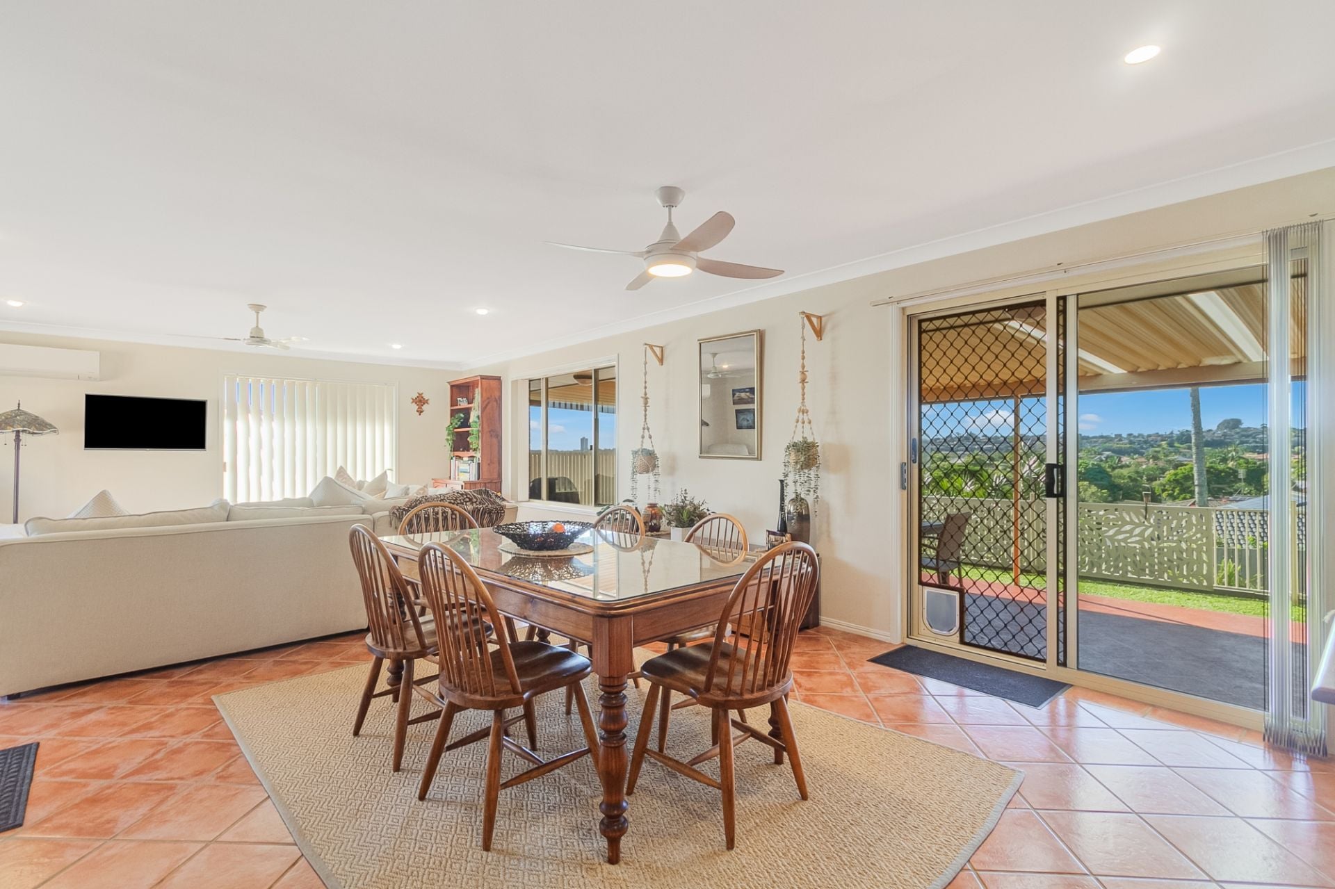 5 Cedar Ridge Banora Point NSW, Banora Point - Thumbnail 7