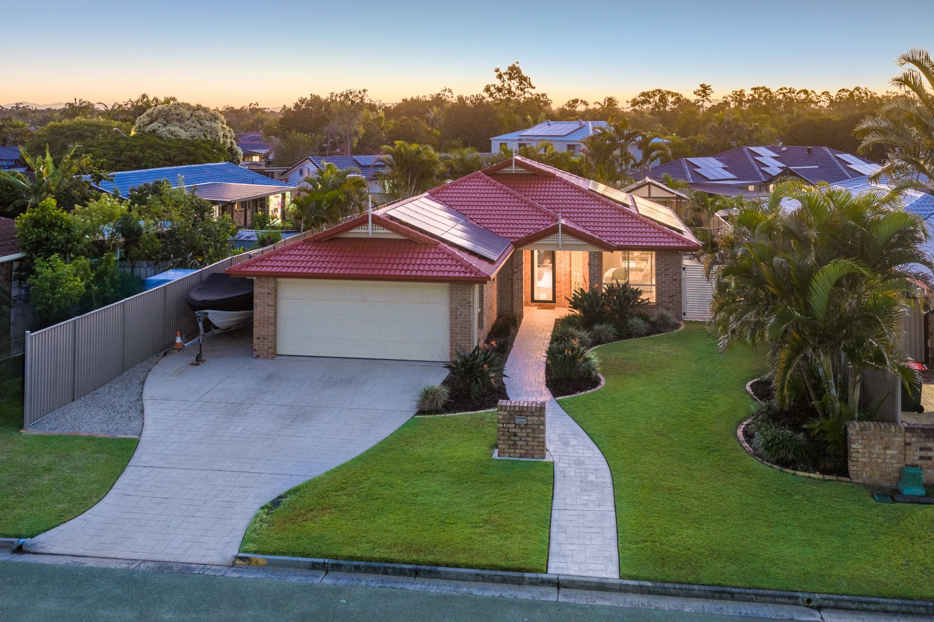 34 Wendoree Way, Coombabah QLD 4216, Coombabah - Thumbnail 2