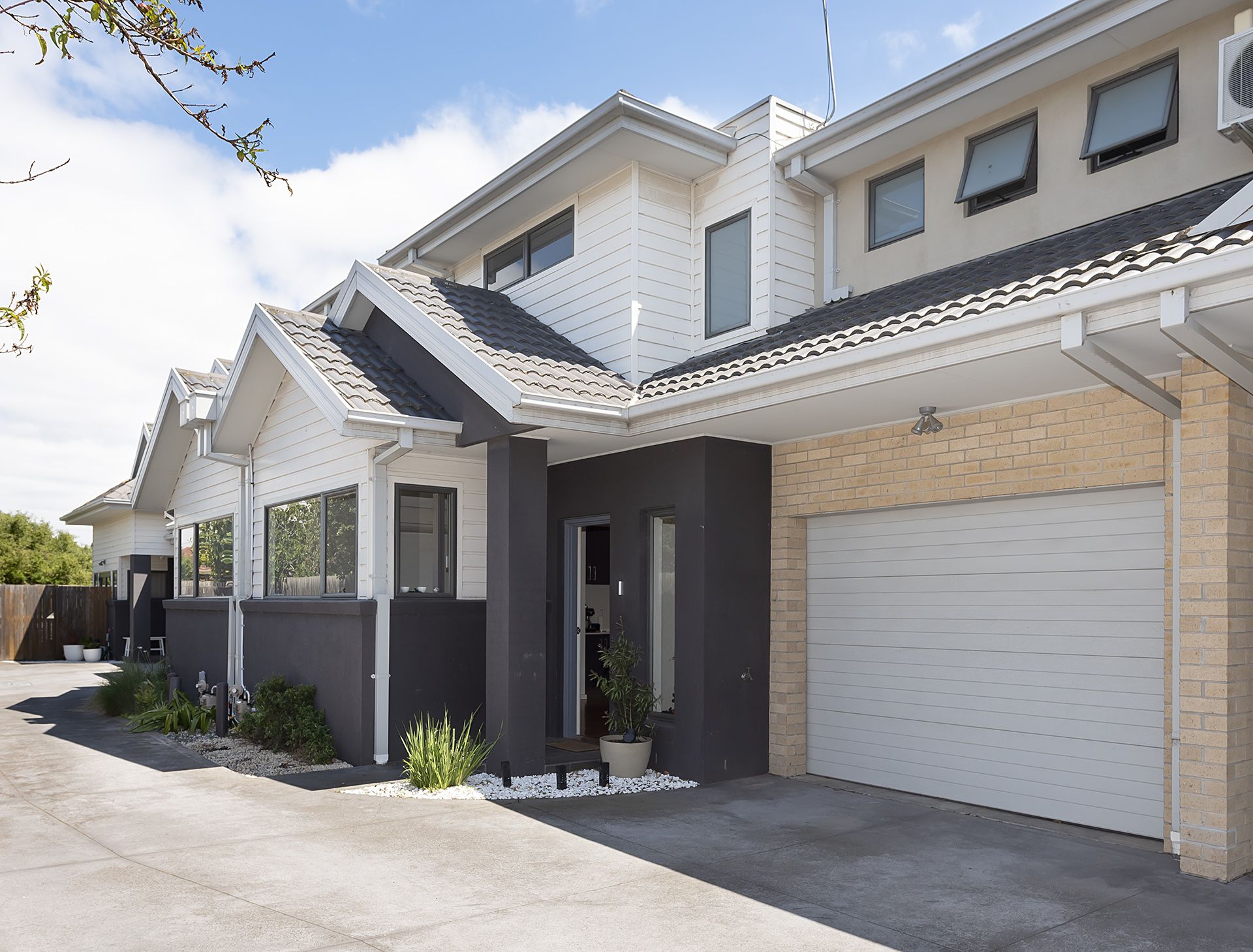 2/41 Grieve Parade Altona VIC, Altona - Thumbnail 2
