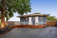 16 Gulwa Avenue, Frankston VIC, Frankston - Image 1