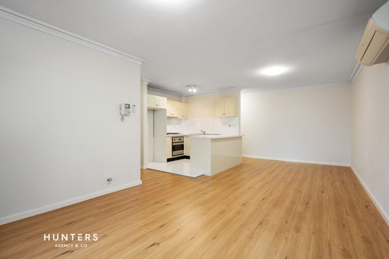 15/84 Pitt Street, Granville