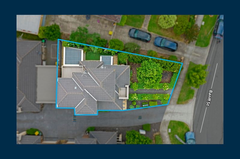 6/16 Banff Street, Reservoir