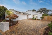 12 Jindabyne Court, Lysterfield VIC