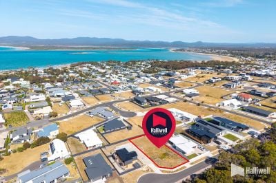 50 Bushland Drive, Hawley Beach, Hawley Beach - Thumbnail 2