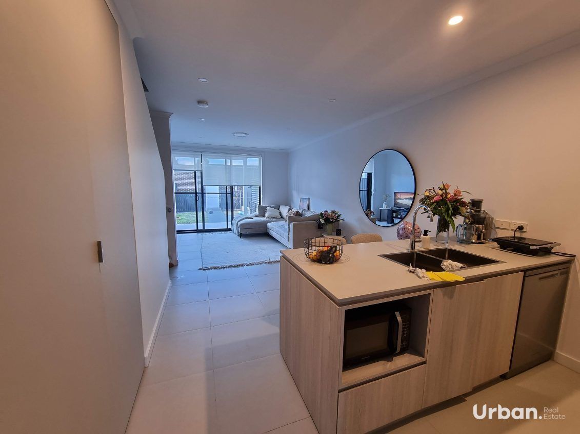 Denham Court 135 Passiflora Avenue