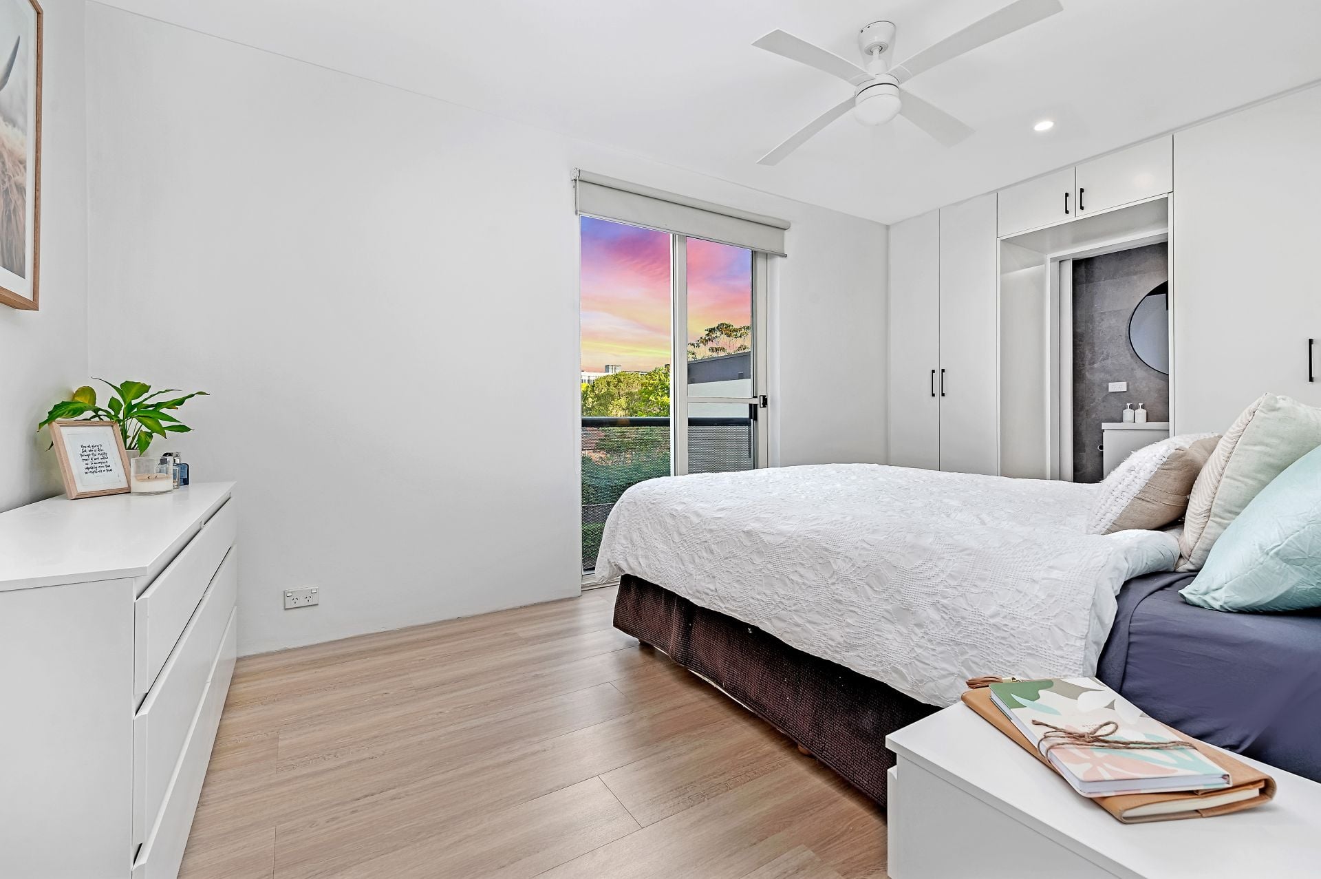 17/10-12 Northcote Road, Hornsby, Hornsby - Thumbnail 2