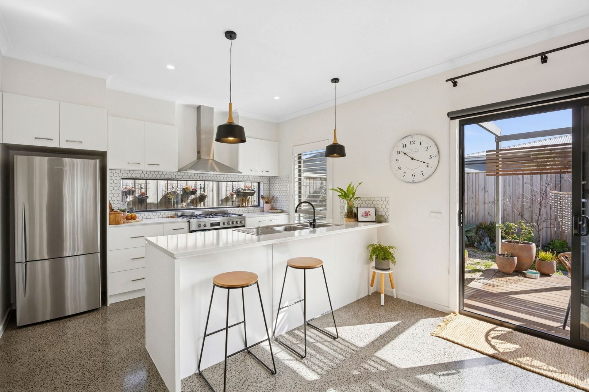12 Cahir Avenue Torquay VIC, Torquay - Thumbnail 2