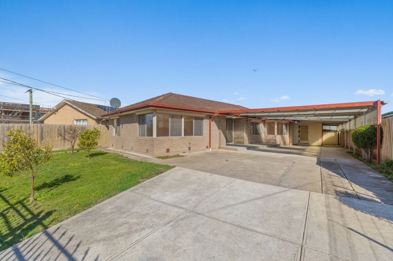 13 Emerald Street, Dallas