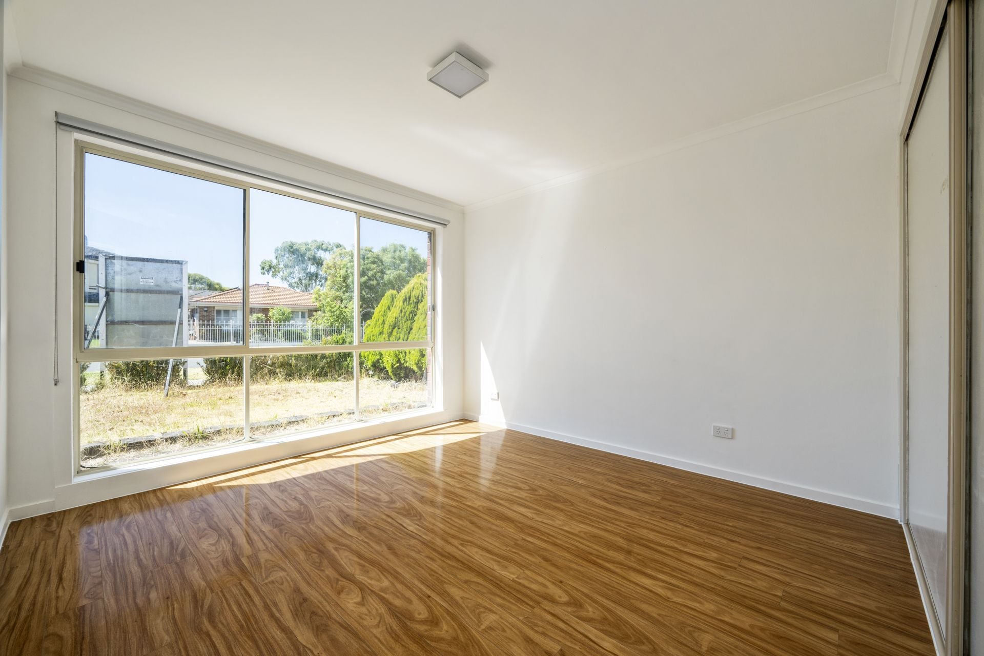 SPACIOUS FAMILY HOME IN A PRIME LOCATION