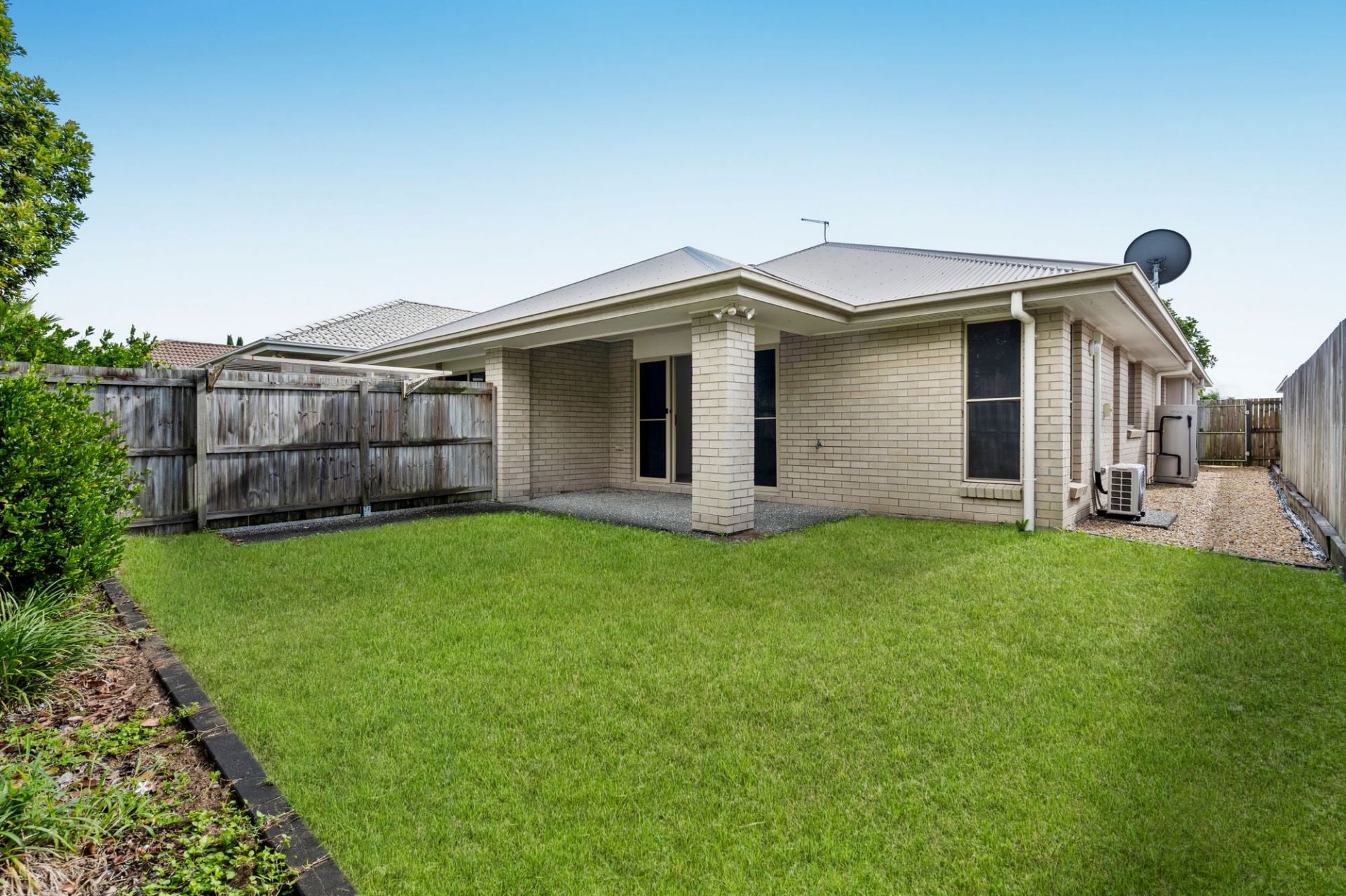 65 Woodrose Circuit, Pimpama - Thumbnail 2
