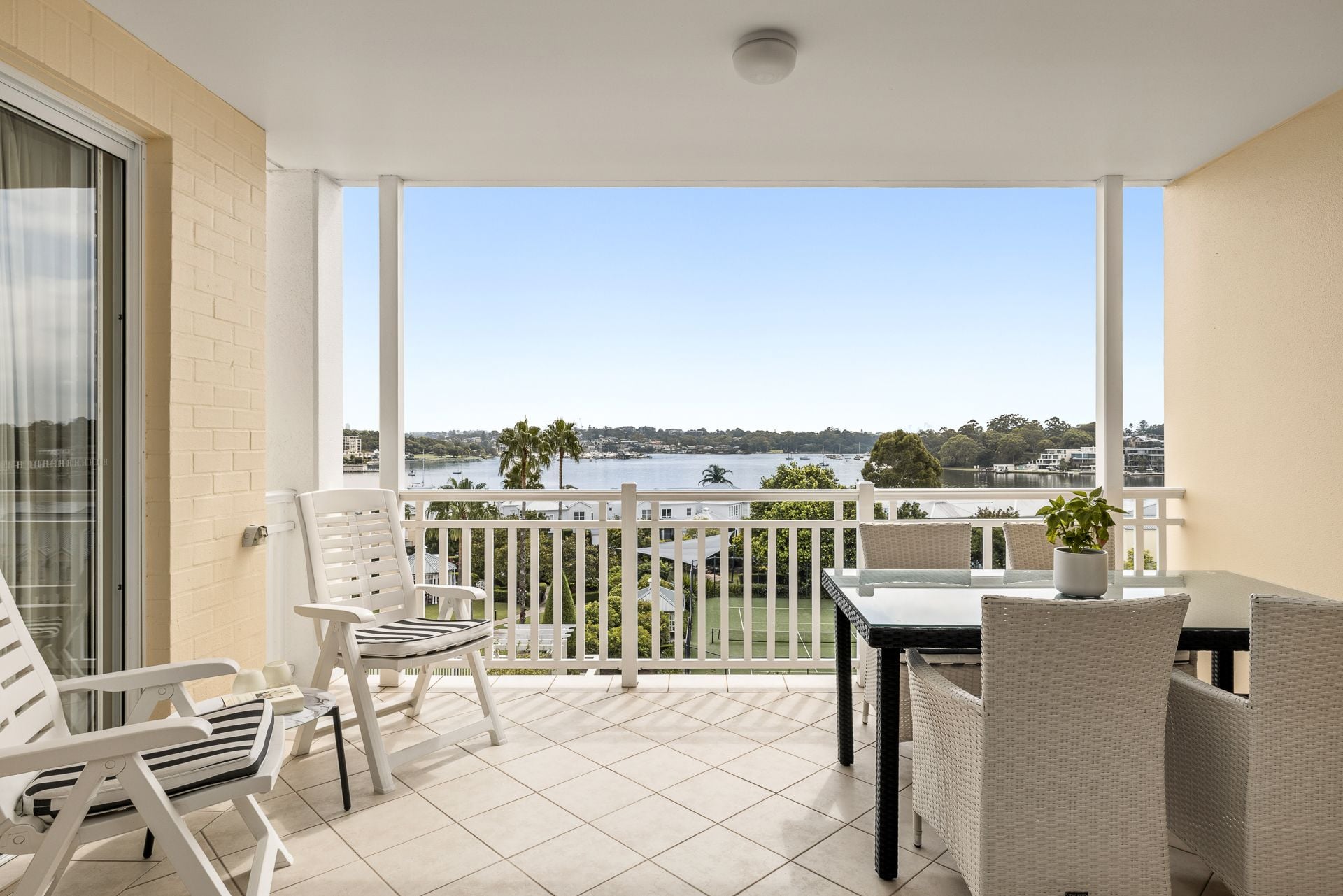 44/43 Phillips Street, Cabarita, Cabarita - Image 1