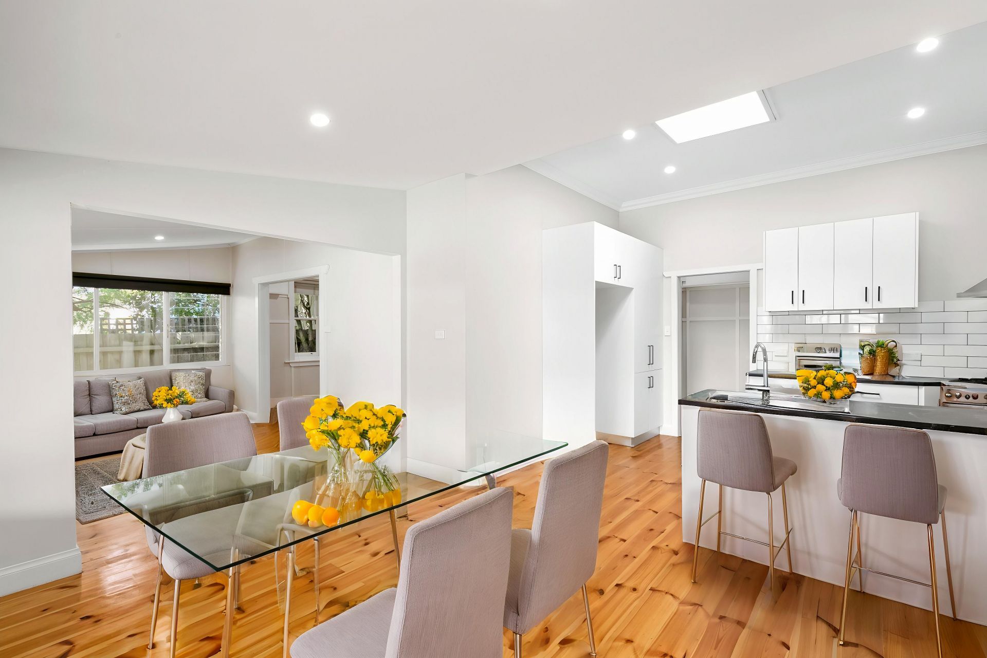 134 Roslyn Road, Belmont - Thumbnail 4