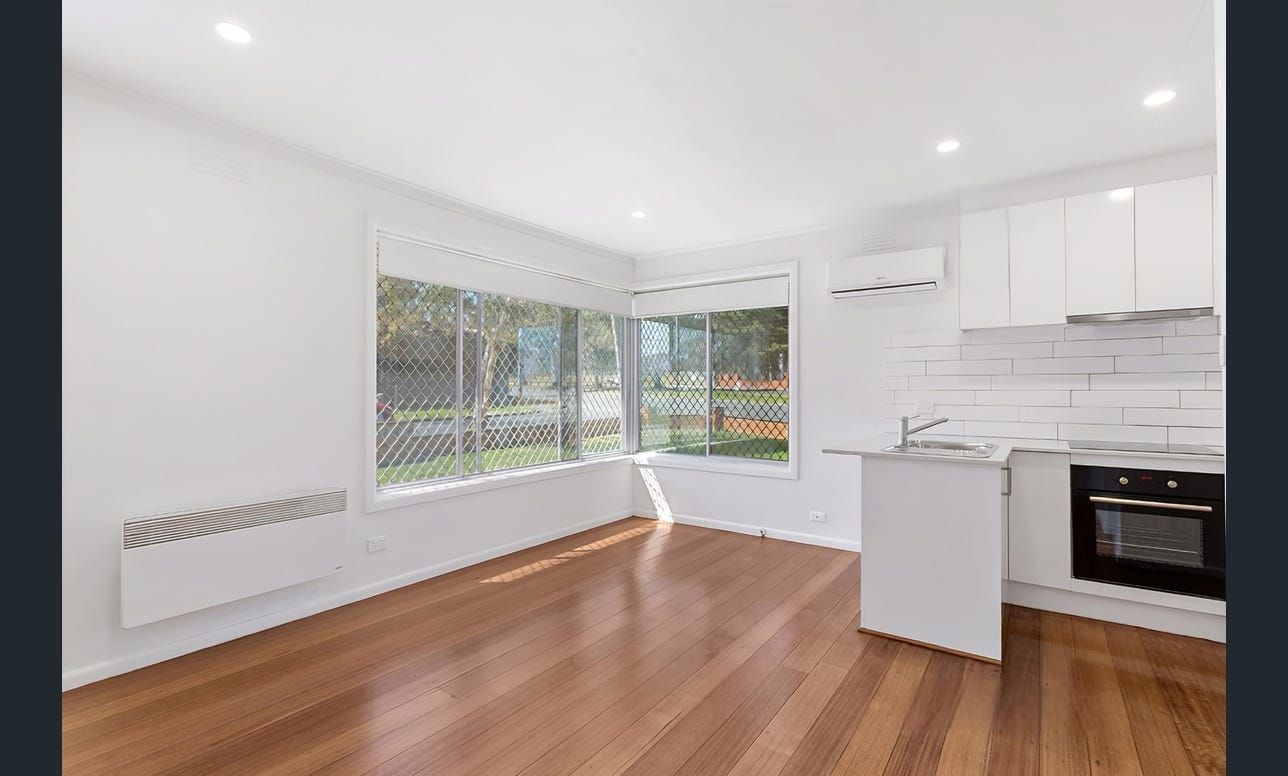 Unit in Prime Location