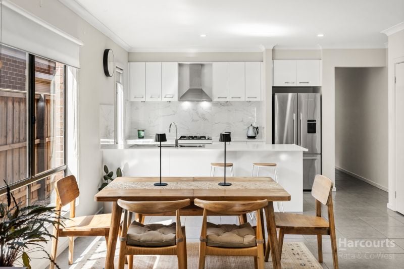 12 Versteegen Street, Fraser Rise