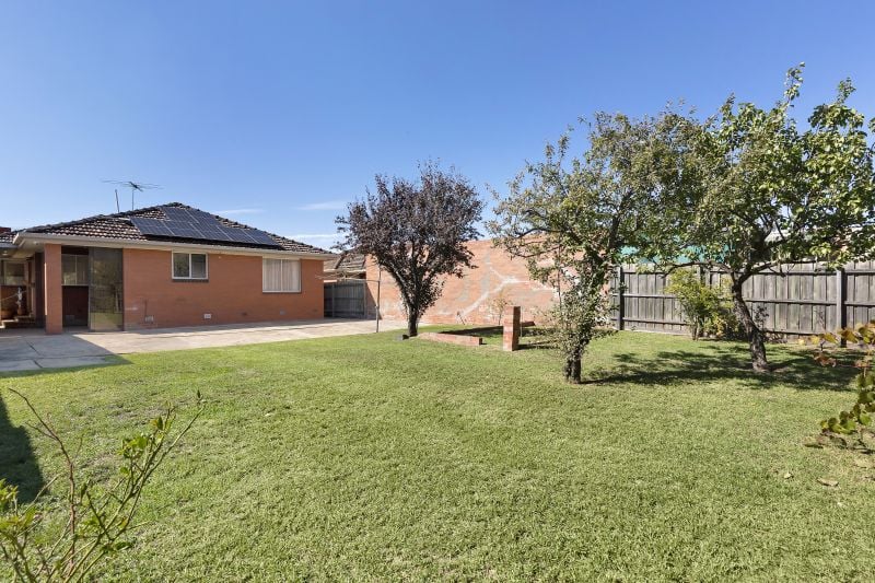 5 Godley Street, Reservoir