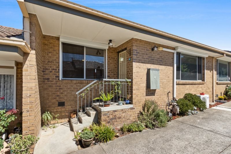 4/772 Plenty Road, Reservoir