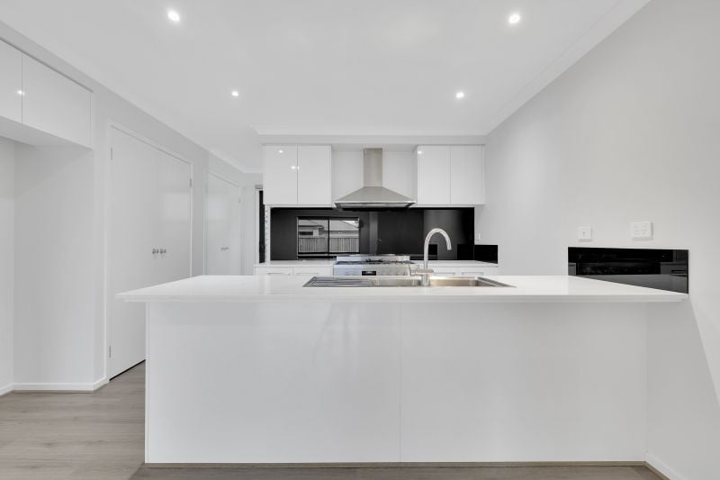 1 Rowena Way, Mickleham