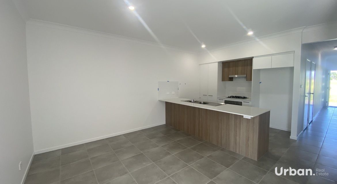 Lochinvar 1/193 Robert Road