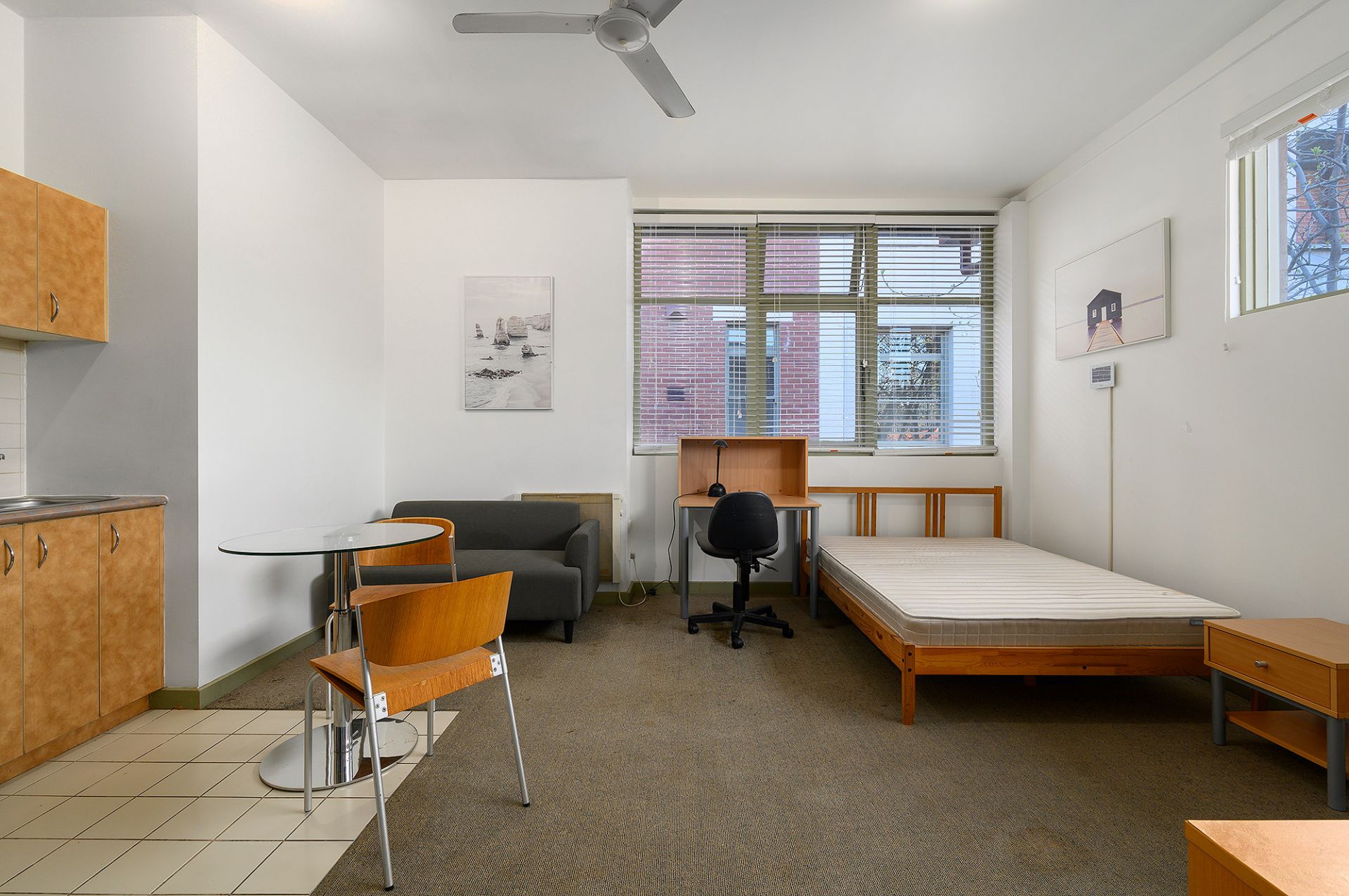 Investment Opportunity – Studio Apartment in Collingwood – Fast Settlement