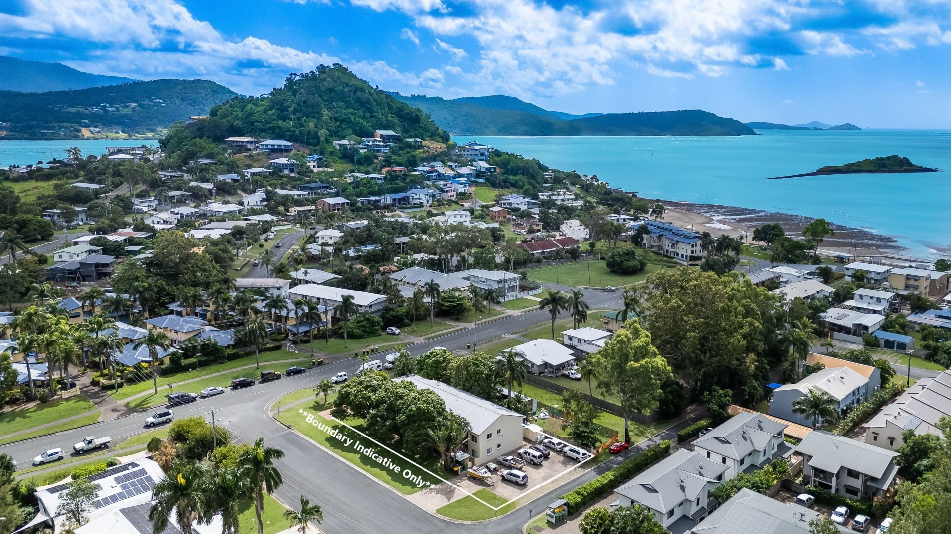 13 Beach Road Cannonvale QLD, Cannonvale - Thumbnail 3