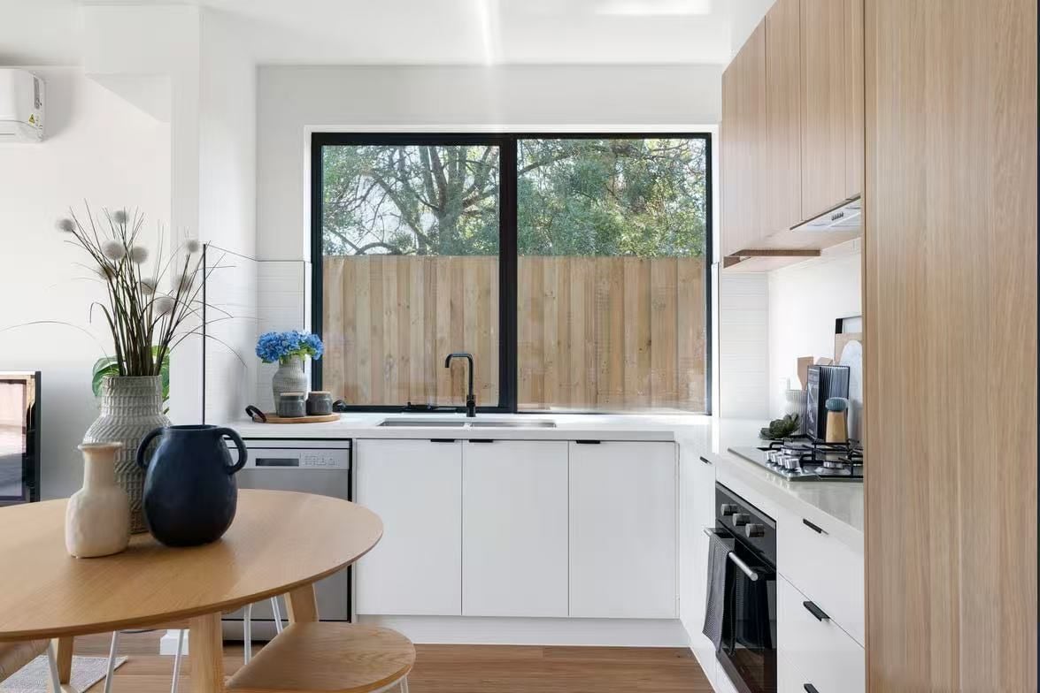 Brand New Townhouse in the Heart of Reservoir