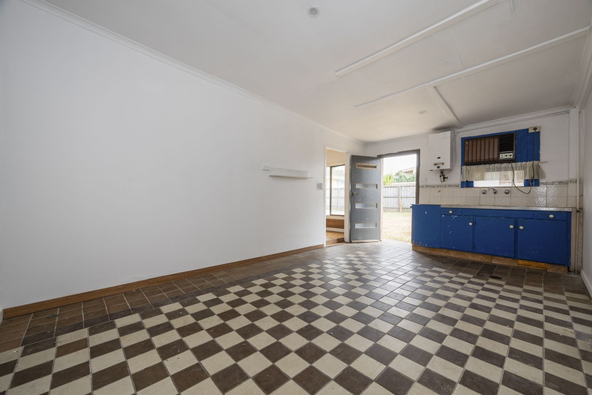 Beautifully Renovated Home with Flexible Living Options