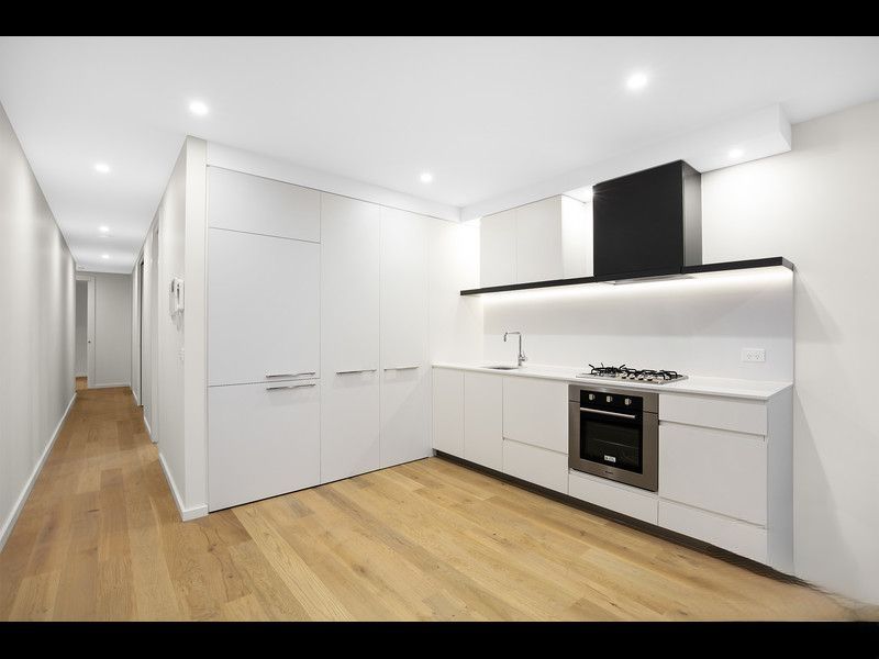 203/16-18 Grey Street, St Kilda - Thumbnail 4
