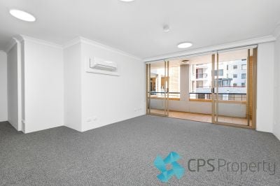 UPDATED TWO BEDROOM RESIDENCE IN POPULAR 'PYRMONT COURT' SECURITY COMPLEX