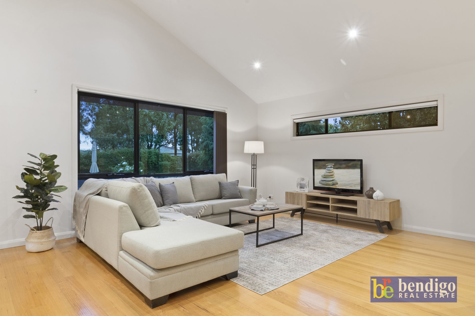 12 Alpaca Court Kangaroo Flat VIC, Flat - Thumbnail 3