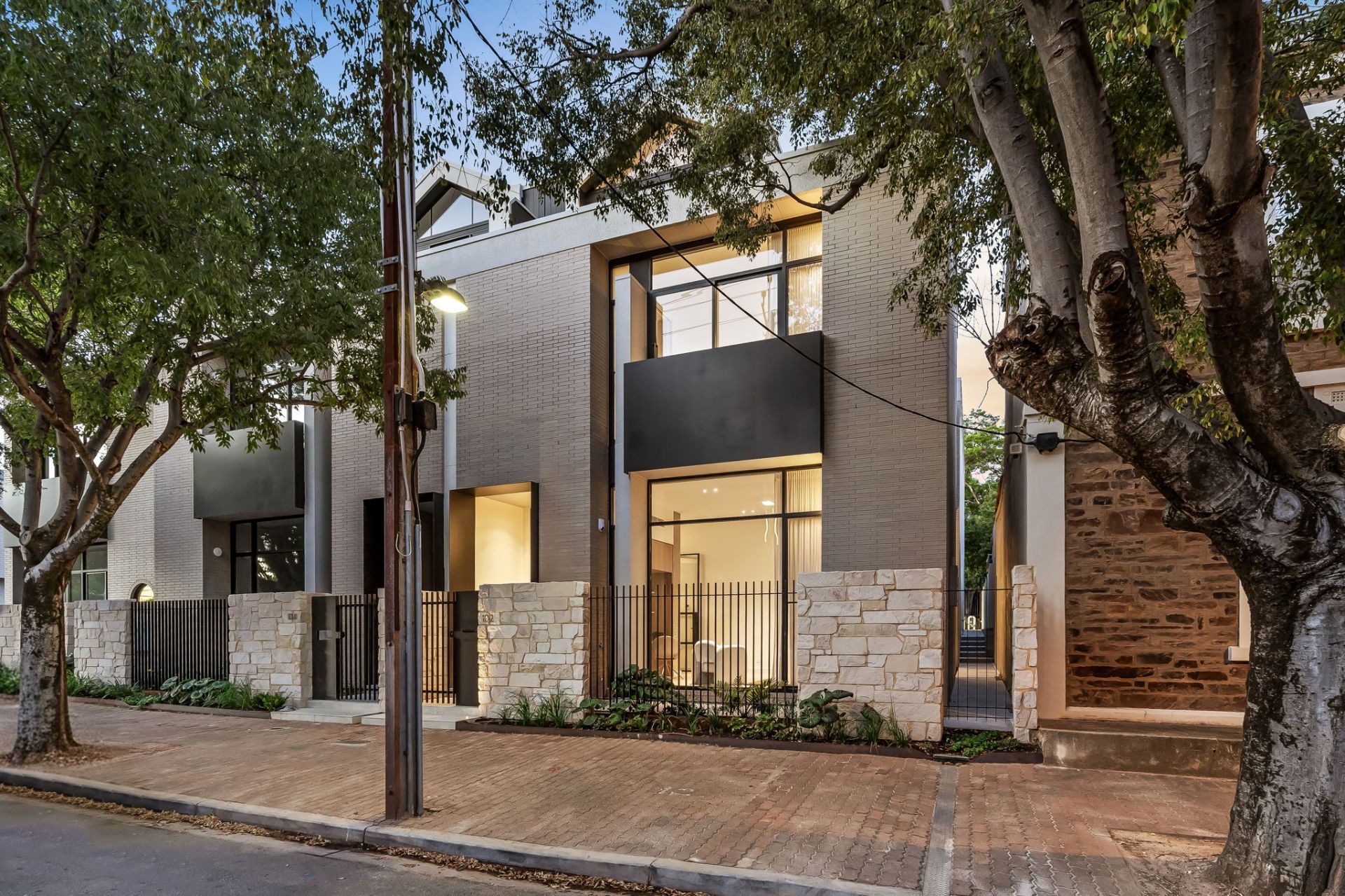 102 Kermode Street, North Adelaide, North Adelaide - Thumbnail 2