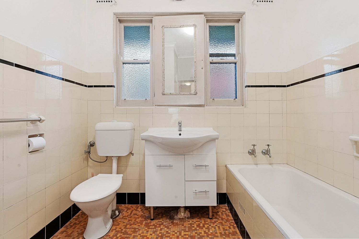 16 Buckingham Avenue, Normanhurst, Normanhurst - Thumbnail 6