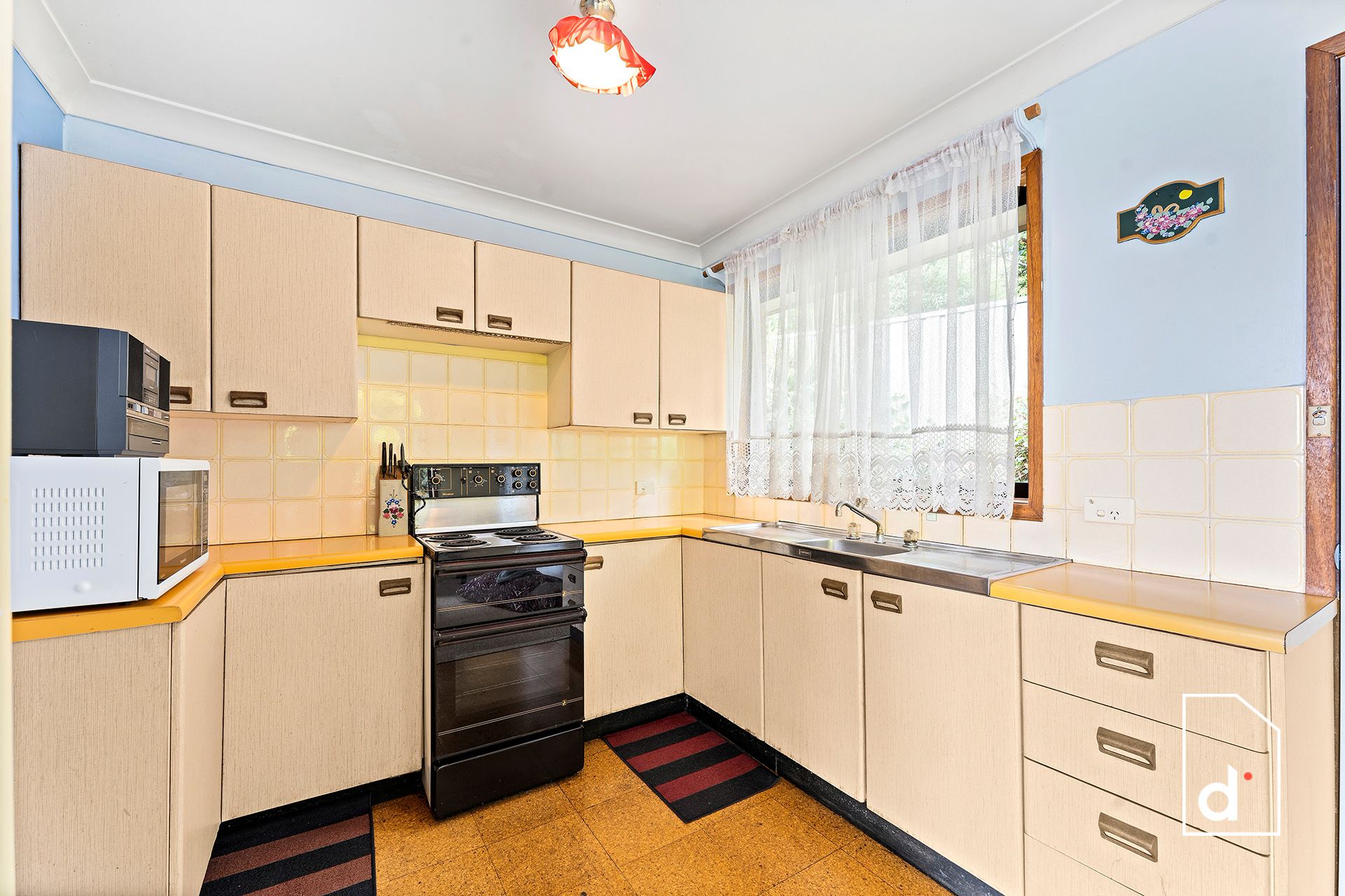 7 Mason Street, Thirroul NSW