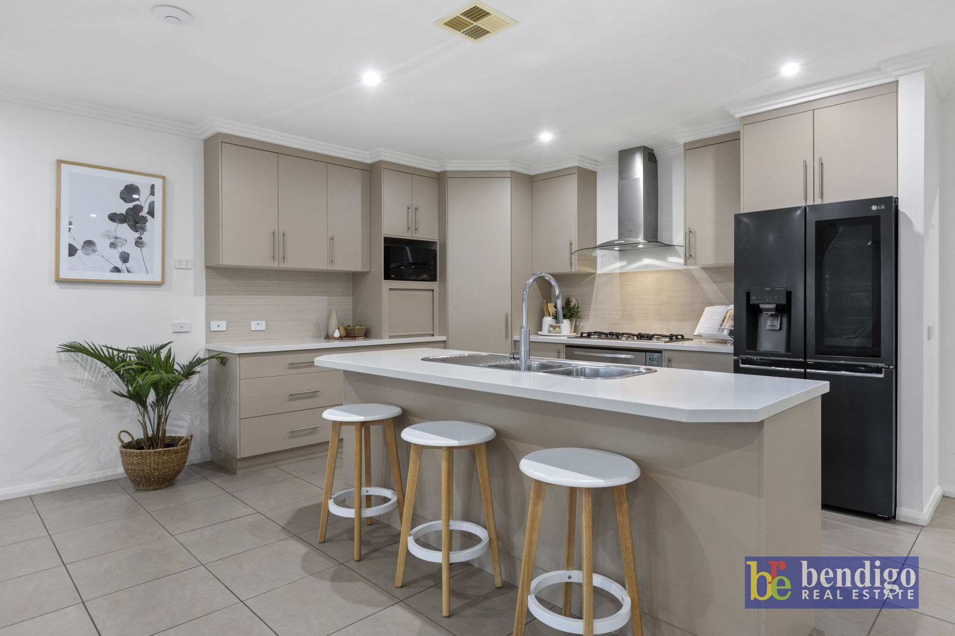 6 Lemon Gum Drive Strathfieldsaye VIC, Strathfieldsaye - Thumbnail 3
