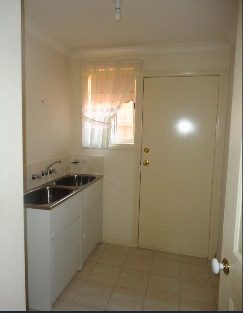 13 Royal Place, South Morang