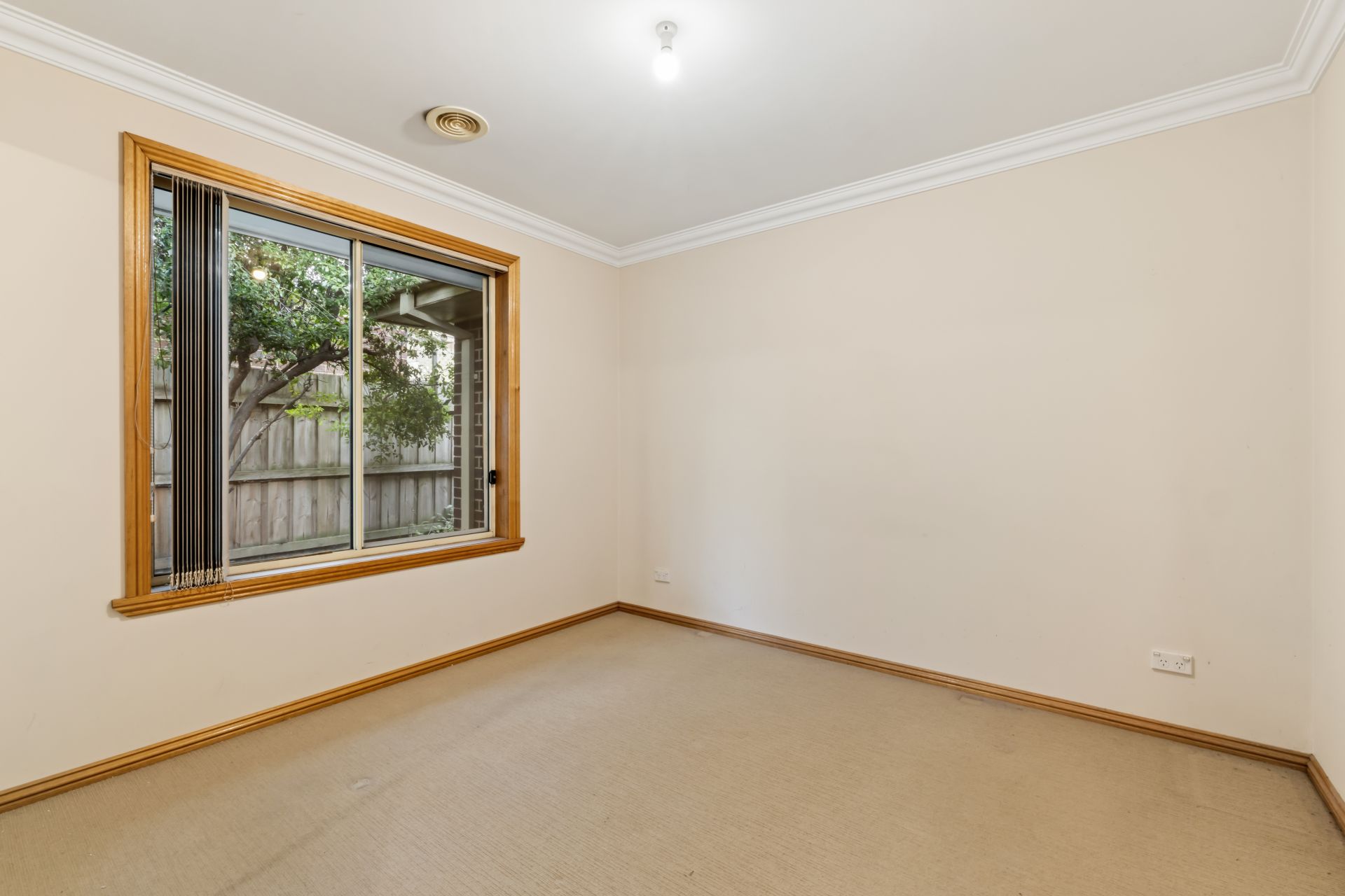 Stunning Home Opposite Penders Park