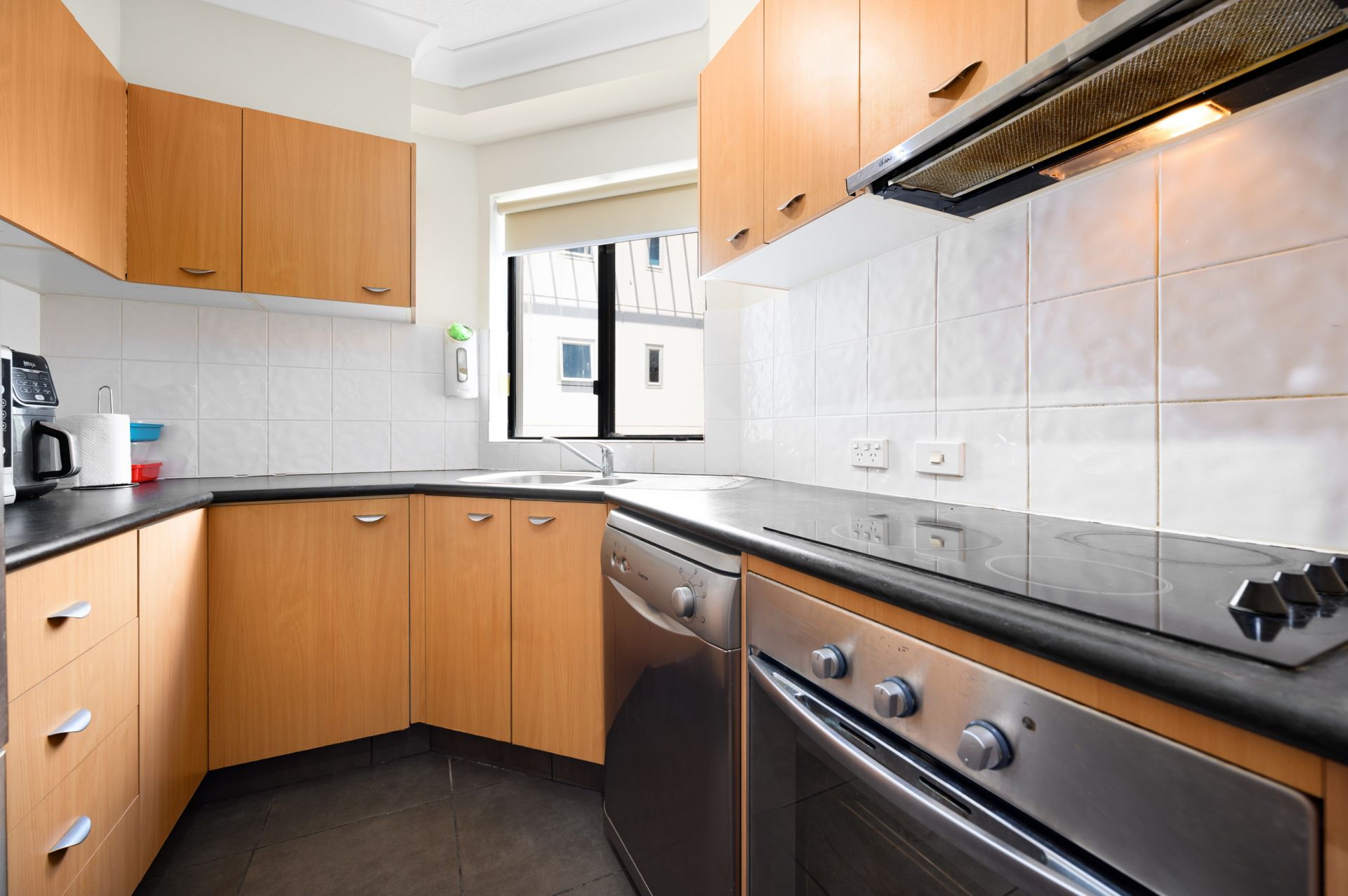 9/434 Marine Parade, Biggera Waters - Thumbnail 8
