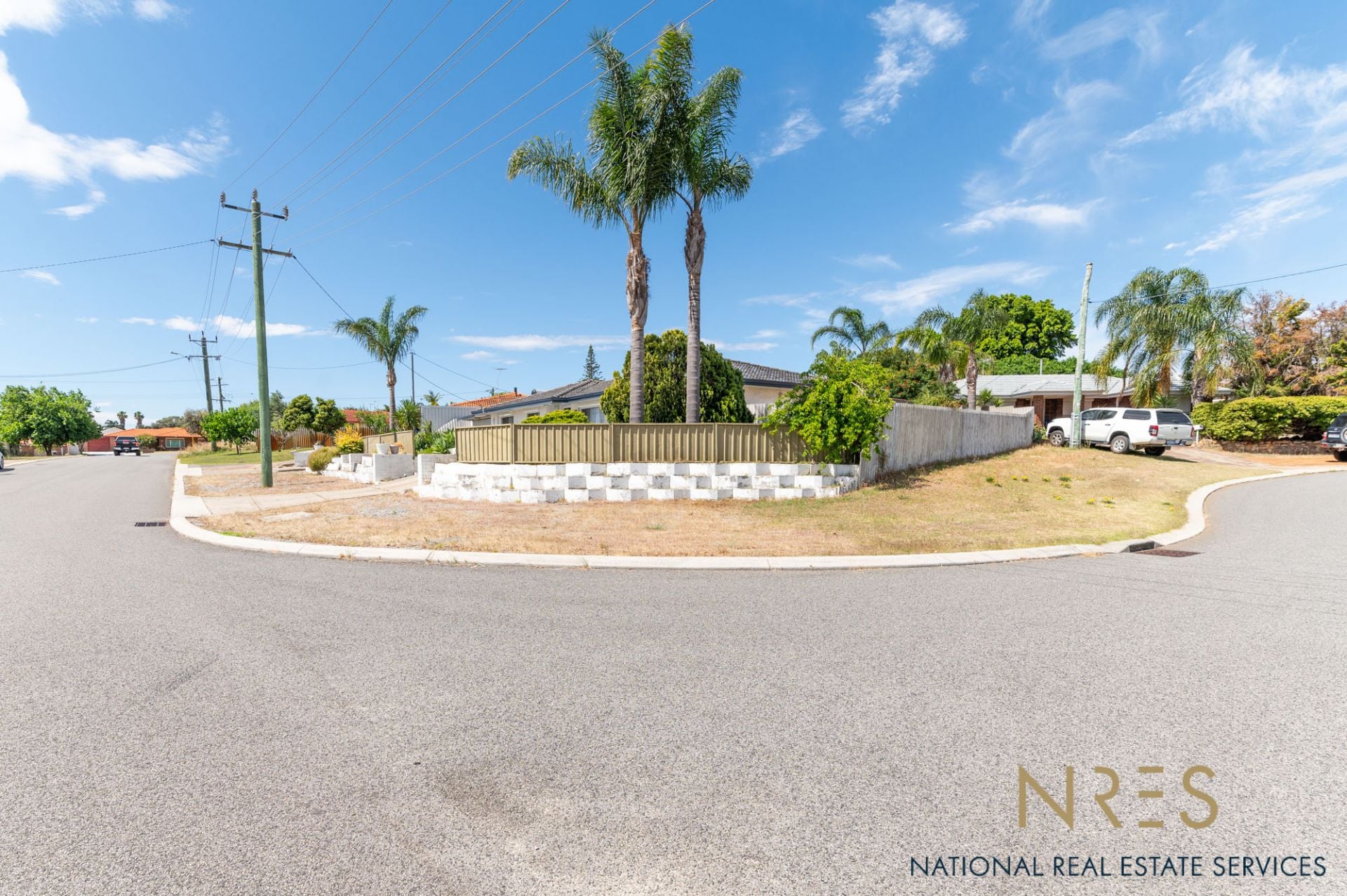 45 Burgland Drive Girrawheen WA, Girrawheen - Thumbnail 2