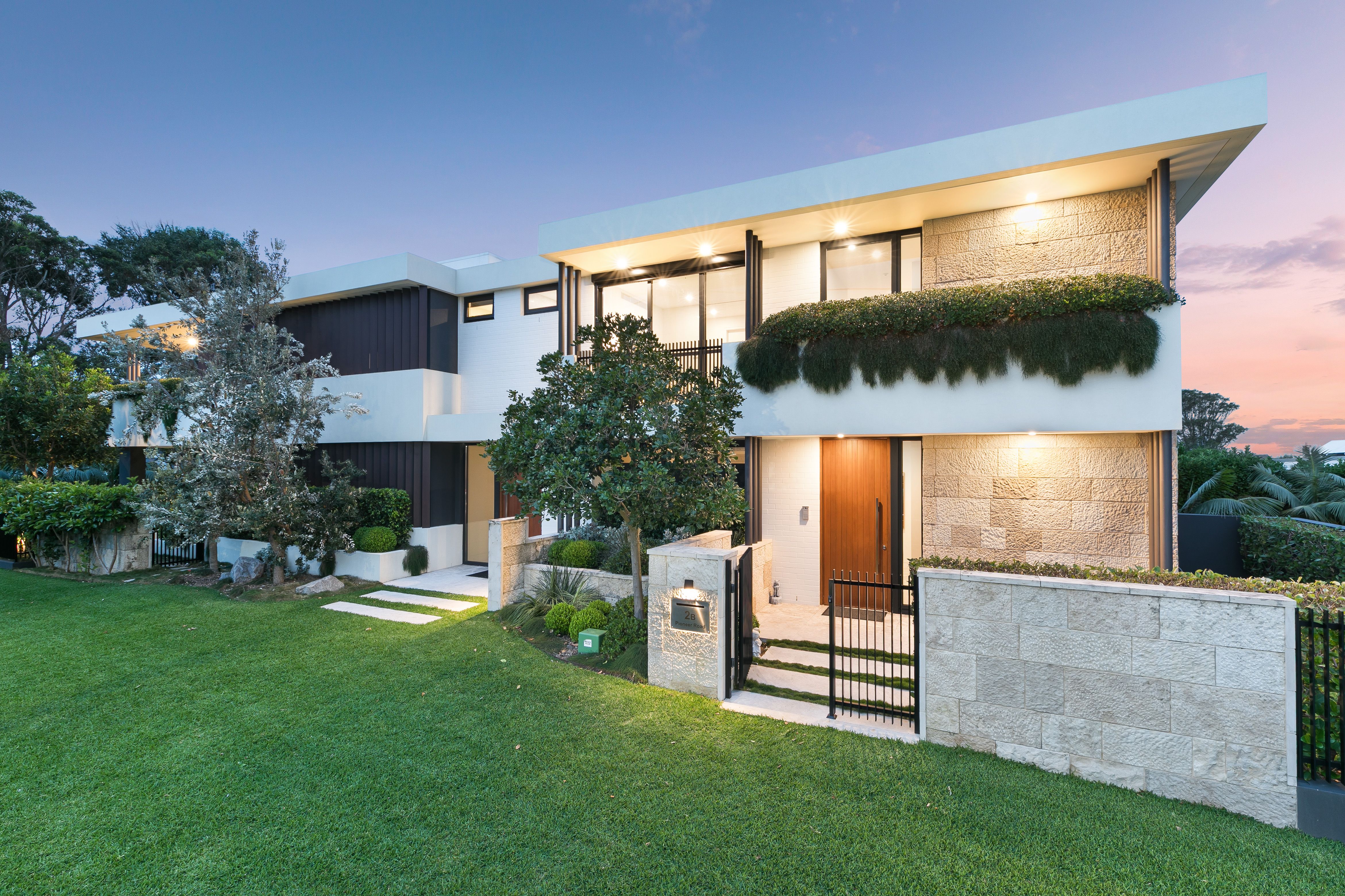 2B Pioneer Road CRONULLA 2230