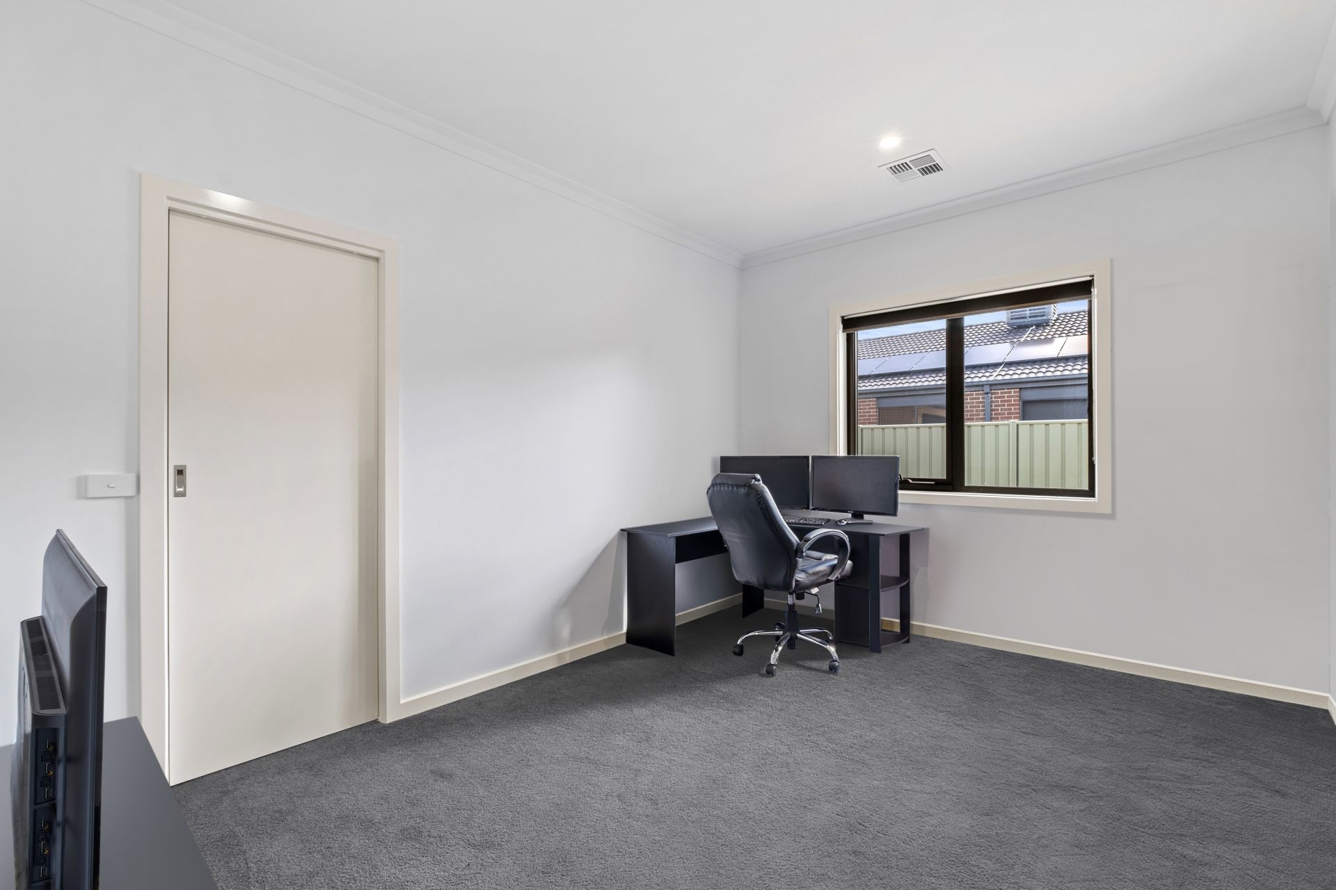 19 Cloverfields Drive, Epsom, Epsom, Epsom - Thumbnail 8