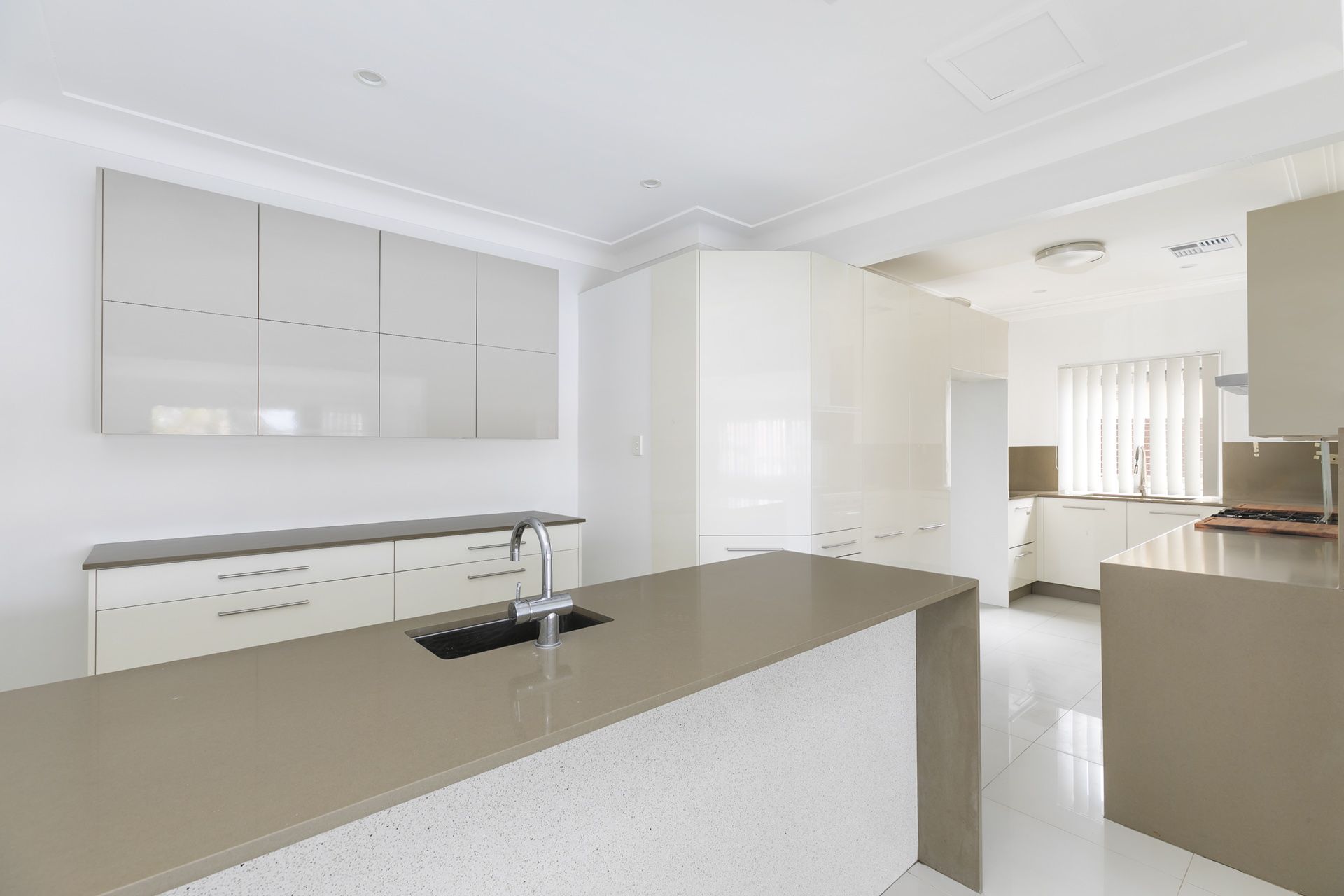 24 Wingello Road MIRANDA 2228