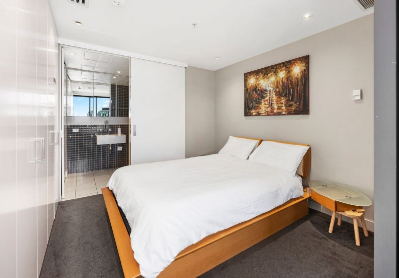 2011/1 Freshwater Place, Southbank - Thumbnail 8