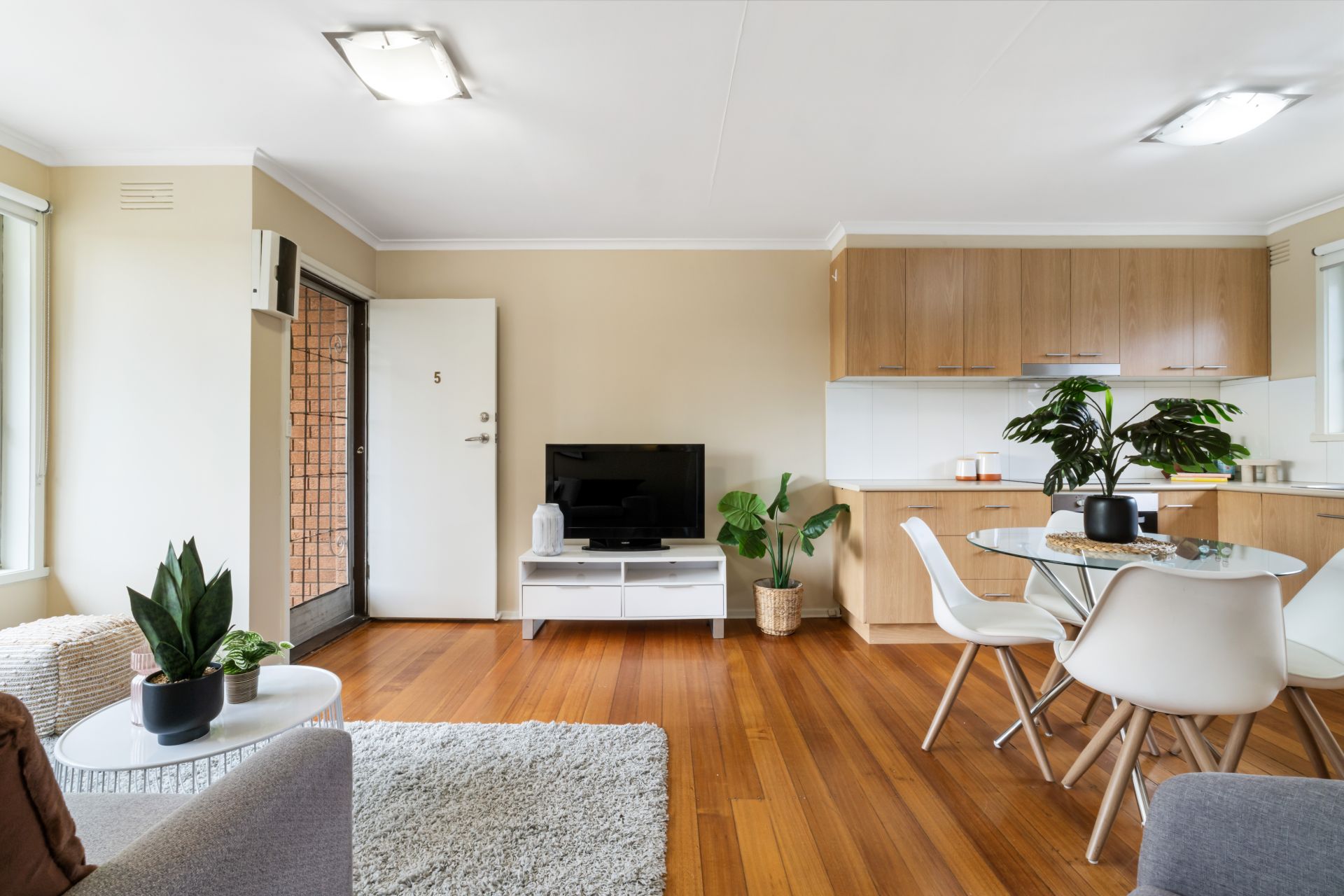 3/42 Kelsby Street, Reservoir, Reservoir - Thumbnail 3